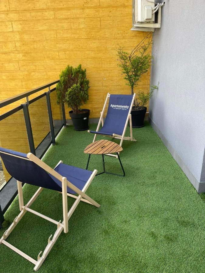 Apartament Aleja Wolnosci โนวิซอนช์ ภายนอก รูปภาพ