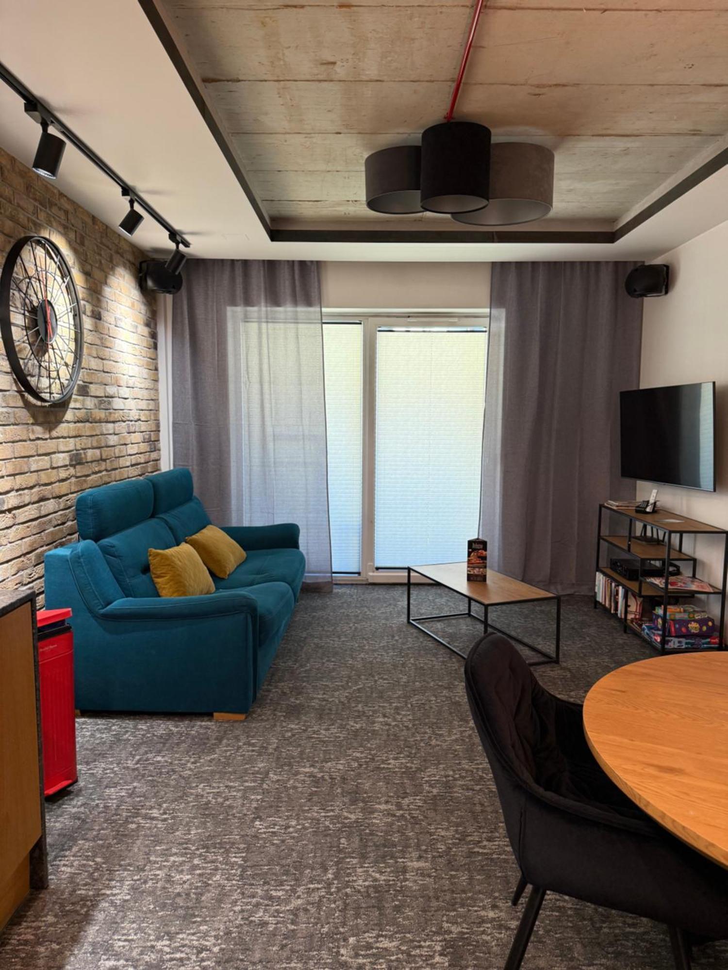 Apartament Aleja Wolnosci โนวิซอนช์ ภายนอก รูปภาพ